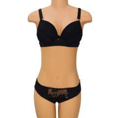 Conjunto Plus Jasmim na internet