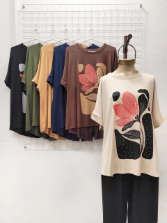 Remera LAKIA