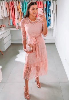 Vestido Midi evasê em renda manga 3/4 Moda Evangélica - comprar online