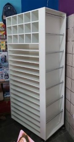 Armário Mdf Branco Com Prateleiras Colmeias E Rodízios