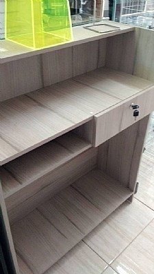 Balcão Caixa MDF Branco Recuo - Ref: Balc04