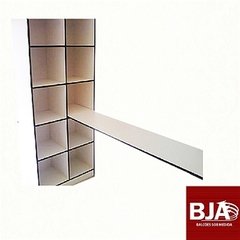 Banqueta Cannes Preto Brilhante