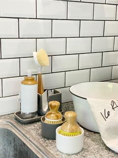 Cepillo con base de ceramica