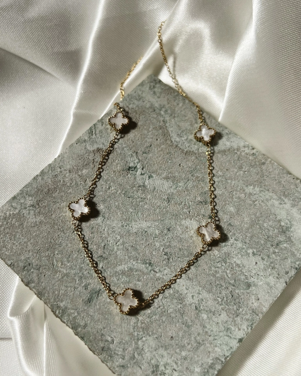 Collar Lucky WHITE