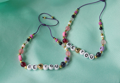 Pulsera be you en internet