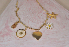 Cadena corazón de amuleto