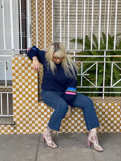 Sweater Carolina Marino en internet