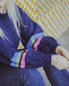 Sweater Carolina Marino - comprar online