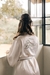 Robe noiva cetim curto clássico off white com vies verde - comprar online
