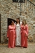 Robe Madrinhas Cetim Longo goiaba com vies goiaba