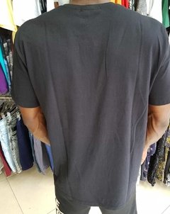 Camisa Basica Chassi GG (C950) - comprar online