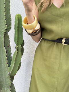 Vestido Fenda Rosângela - Verde Militar na internet