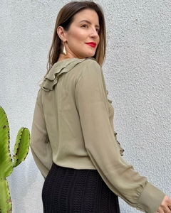 Camisa Babados - Verde Oliva na internet