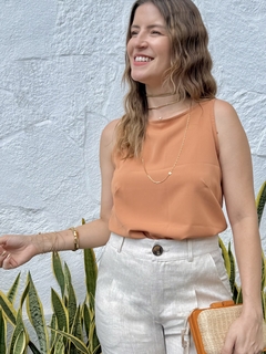 Regata Leve - Caramelo - comprar online