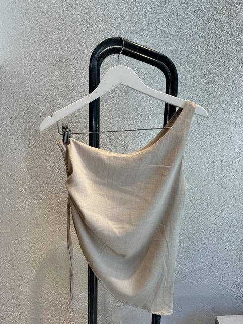 TOP ASIMETRICO GEMMA