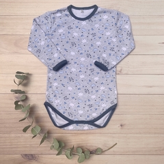 body estampado (conejo celeste y gris)