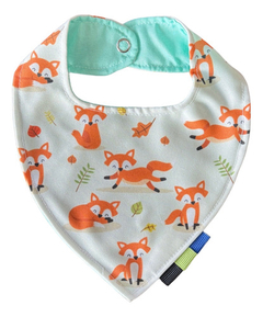 Baberos Bandana Tricapa Bebe Personajes Impermeab Reversible en internet