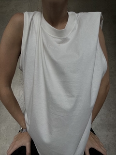 Musculosa boxy en internet