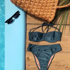CALCINHA ALTA ASA DELTA LISA VERDE METALISADA - comprar online