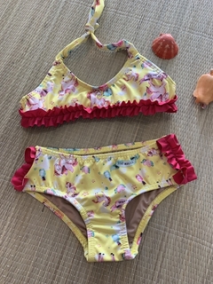 CONJUNTO JUVENIL TOP C/ BABADO E CALCINIHA MÉDIA AMARELO FLORES - comprar online