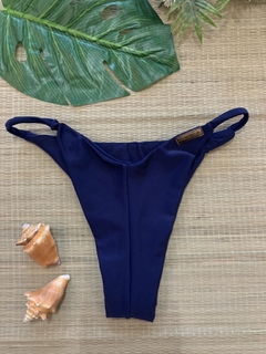 CALCINHA LATERAL FINA E FIXA AZUL MARINHO - comprar online