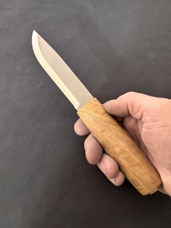 Puukko HELLE Tollekniv encabado en Olivo - Guida Custom Knives