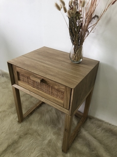 Mesa De Luz De Petiribi Frentes Con Esterillas