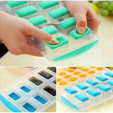 cubetera con base de silicona flexible