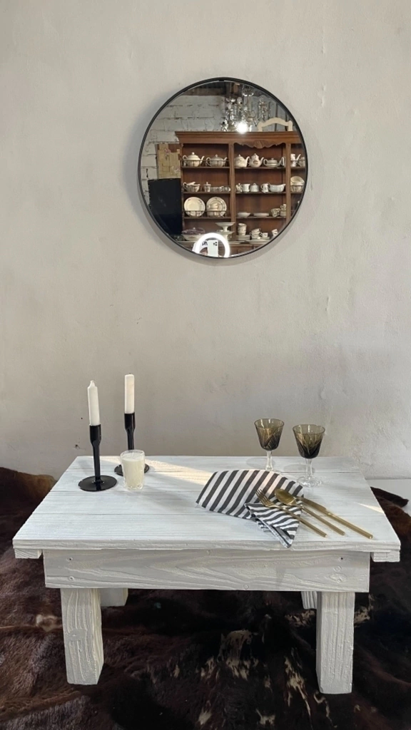 Mesa Ratona Blanca de Madera