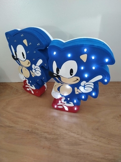 SONIC 28CM DE ALTO