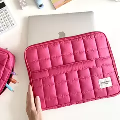 Funda de Notebook Chica Manija Matelasse - Diva's Accesorios