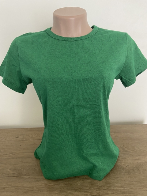 Blusa feminina T-shirt básica verde