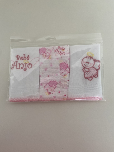 Kit com três fraldinhas de boca bebê anjo rosa