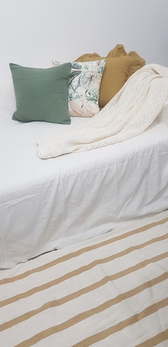 Manta/pie de cama tejida tipo crochet en internet