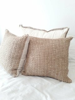 ALMOHADÓN CROCHET RED YUTE