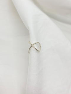 Aro Ear Cuff cruzado
