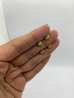 Aro pegadito abridor emoji en internet
