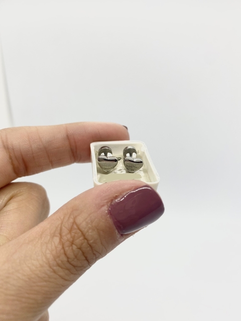 Aro pegadito abridor, cora infladito