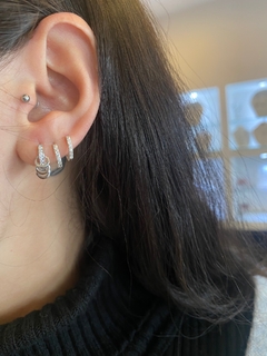 Aros argollita para mujer con donitas - Joyería LauLec