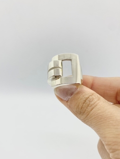 Anillo de mujer, Nebul