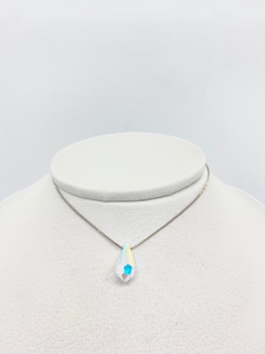 Conjunto de mujer, cadena y dije cubito cristal autentico Gota