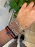 Pulsera de mujer, media esclava en internet