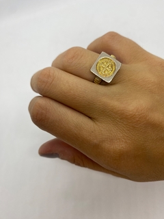 Anillo San Benito cuadrado en internet