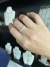 Anillo de mujer estrella en internet