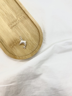 Dije colgante de mujer, Delfin 2
