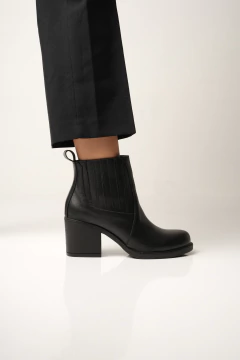 BOTAS MARTI en internet