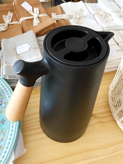Jarra Termica 1L SAKURA AMICI Negra - comprar online