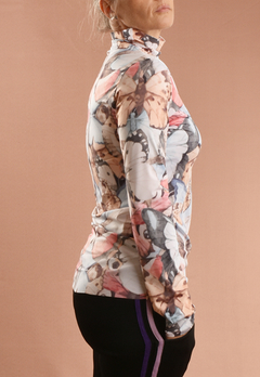 Blusa Gola Alta Borboletas Aquarela - comprar online