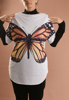 Camiseta TEC Dupla Face Borboleta Monarca na internet