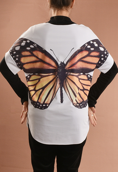Camiseta TEC Dupla Face Borboleta Monarca